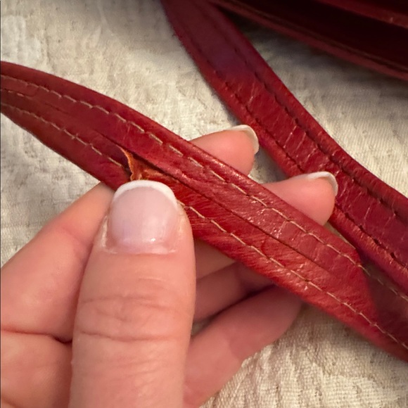 Red Embossed Leather Crossbody Bag and Wallet Set - Picture 11 of 11